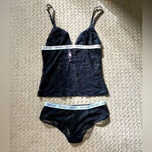 VERY SEXY by Victoria’s Secret Lingerie Set, Top and Panty Lace Black XS